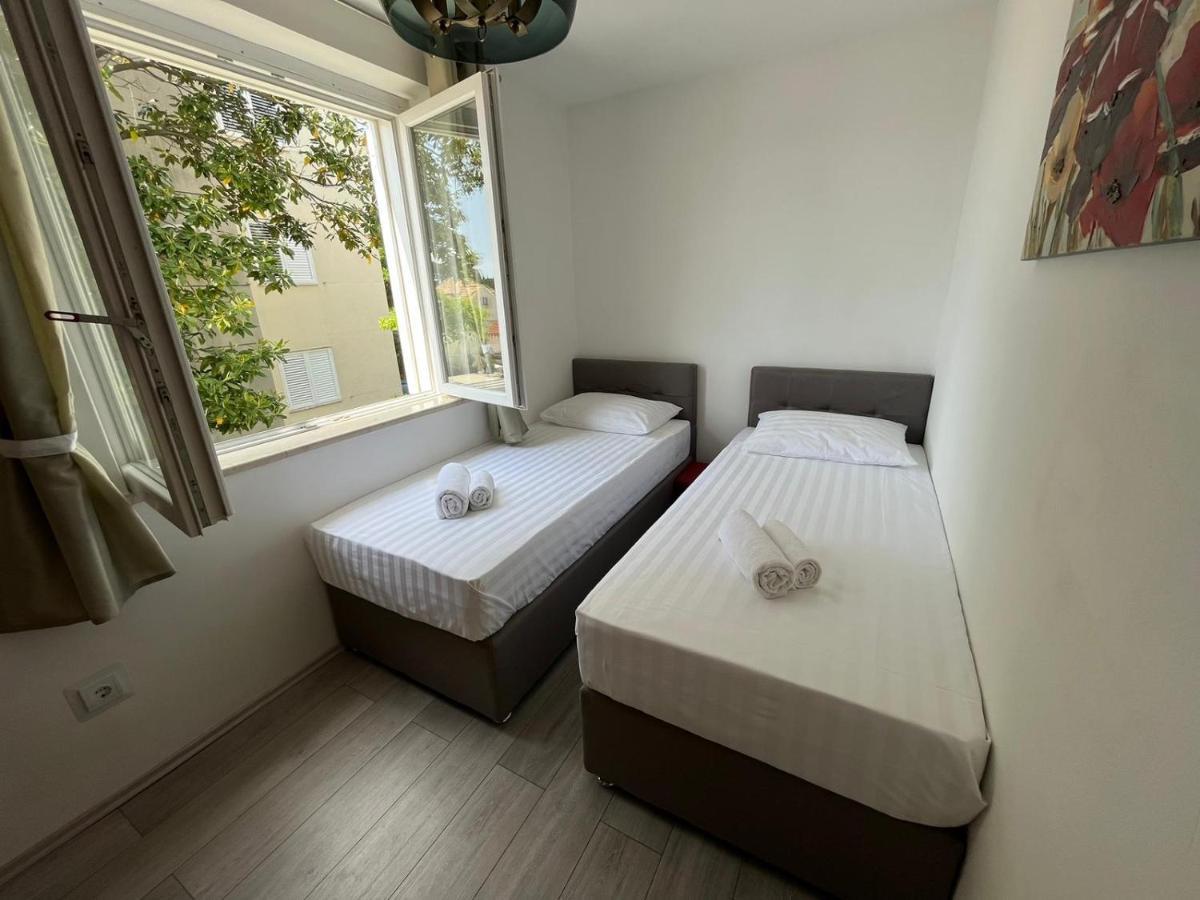 Apartment Gallery - View Of The Old Town & Free Parking Ragusa Esterno foto